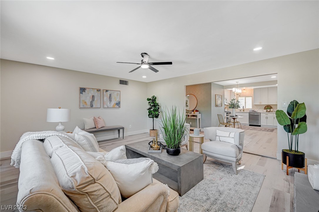 630 Federal Street Henderson, NV 89015 - Photo 6 of 30