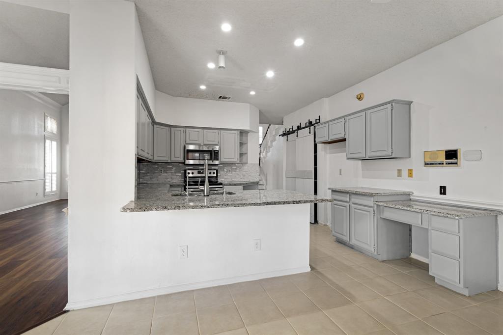 619 Allen Road Coppell, TX 75019 - Photo 8 of 24