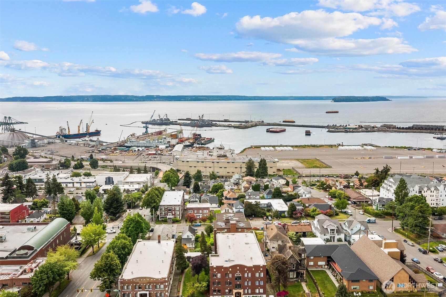 2619 Rucker Avenue, Unit 2 Everett, WA 98201 - Photo 33 of 33 a view of a city