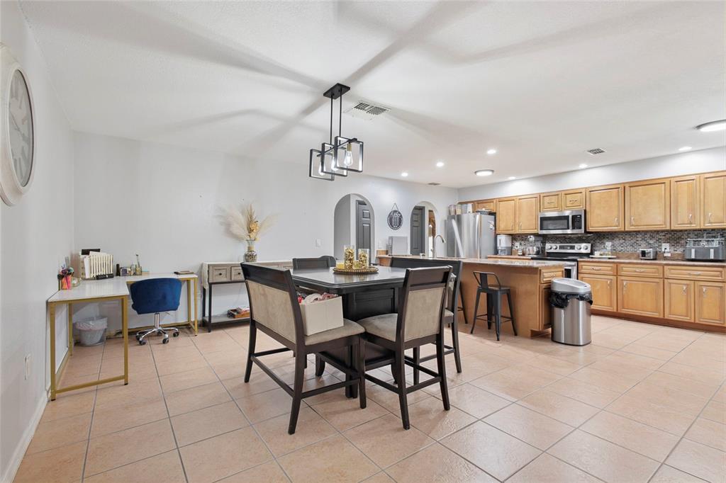 10951 Peppertree Lane Port Richey, FL 34668 - Photo 17 of 40