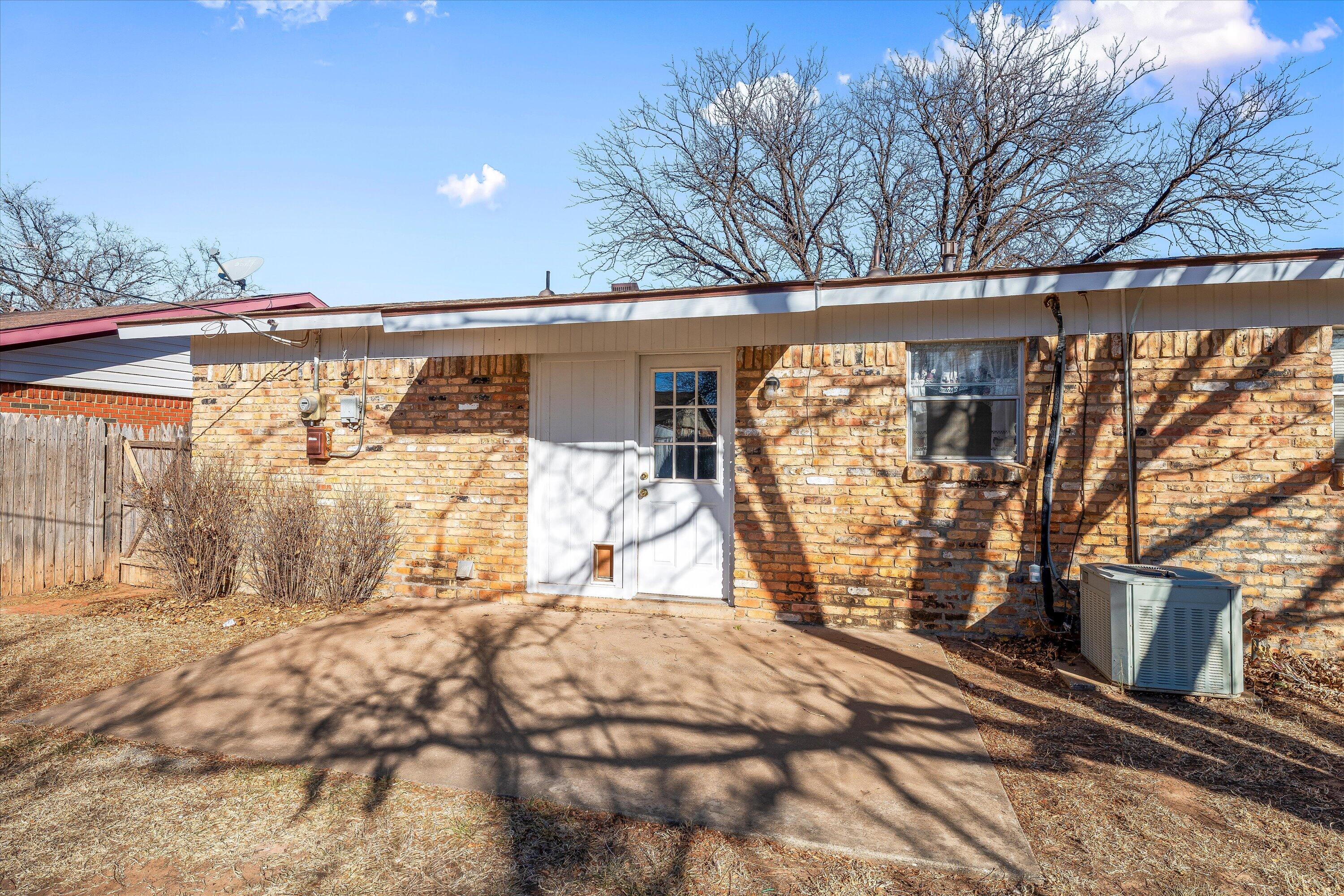 5519 17th Street Lubbock, TX 79416 - Photo 18 of 23 a view of a outdoor space