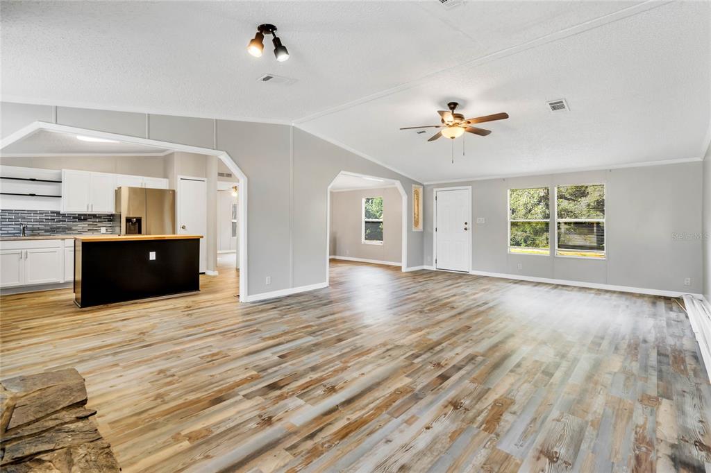 26634 June Avenue Eustis, FL 32736 - Photo 10 of 22