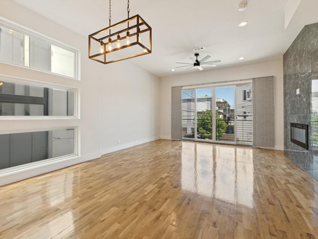 4119 Munger Avenue Dallas, TX 75204 - Photo 3 of 23