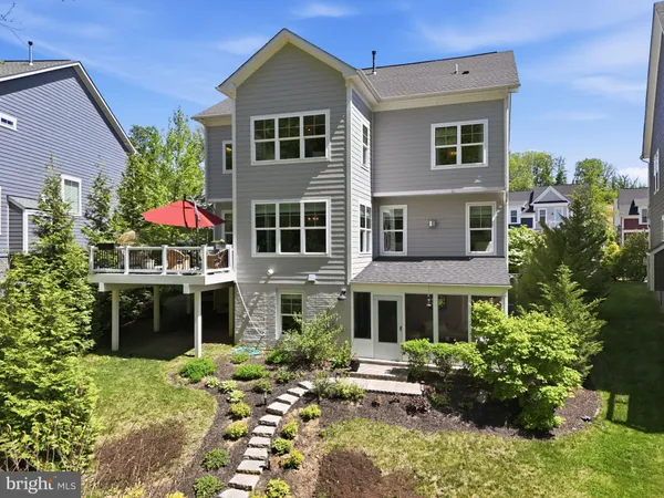 $995,000 | 17942 Woods View Drive, Dumfries, VA 22026