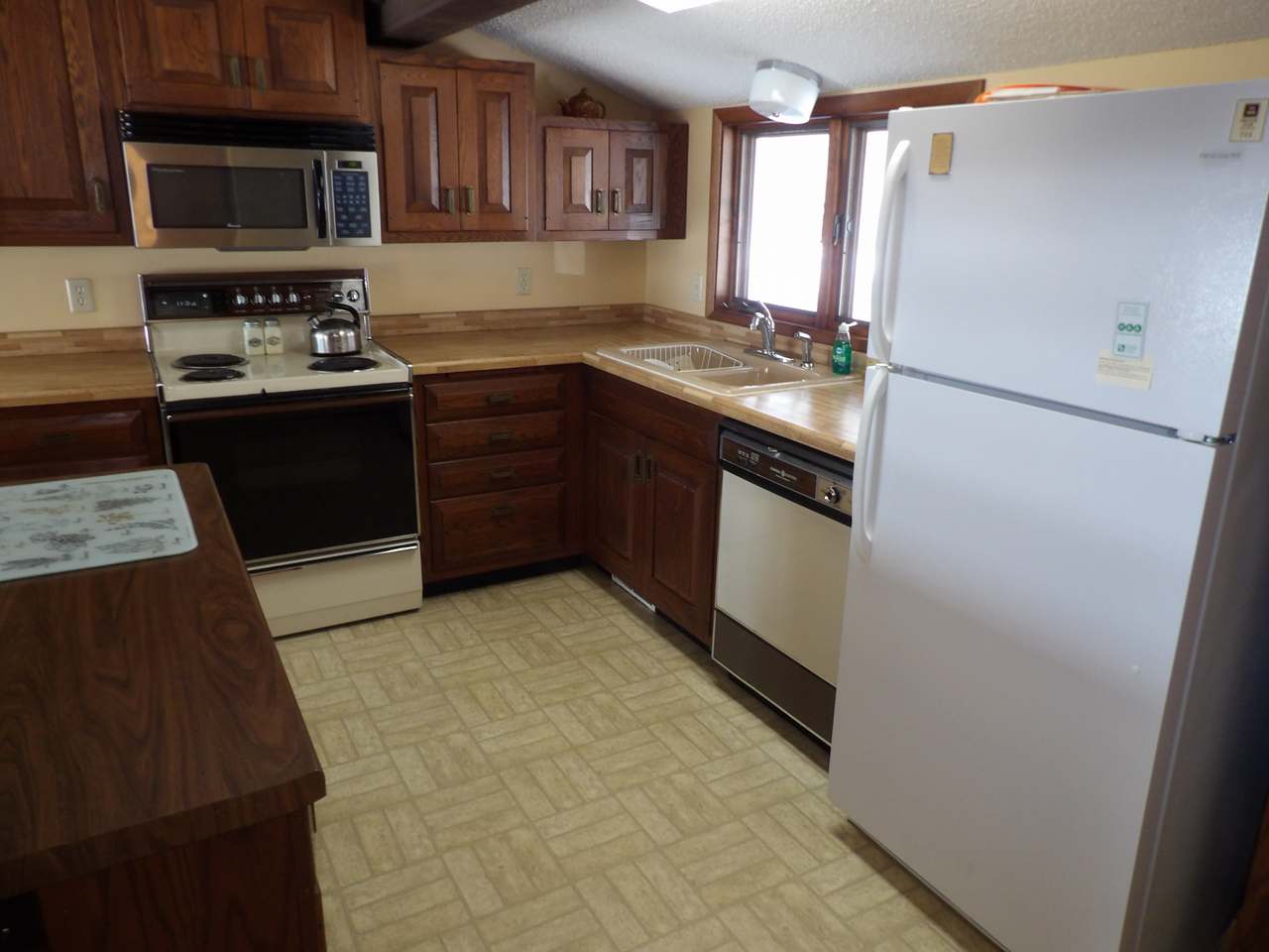 7381 Lake Rest Road Rhinelander, WI 54501 - Photo 12 of 36 Gallery Image 12