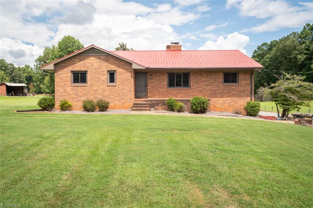 2448 South Jim Minor Road Mebane, NC 27302 - Photo 12 of 41 Gallery Image 12