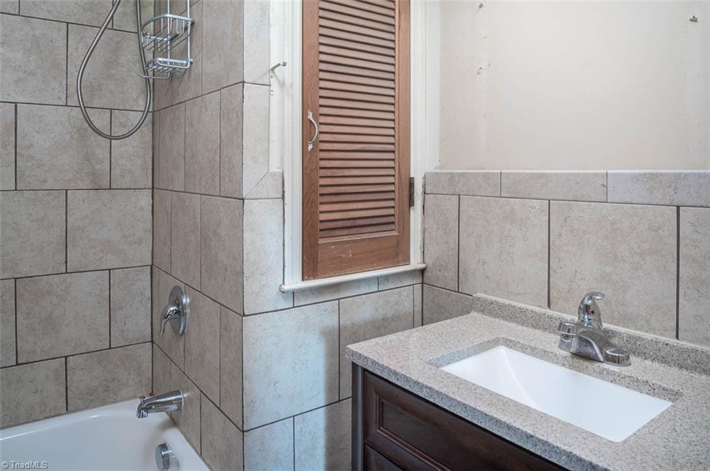 2448 South Jim Minor Road Mebane, NC 27302 - Photo 21 of 41 Gallery Image 21