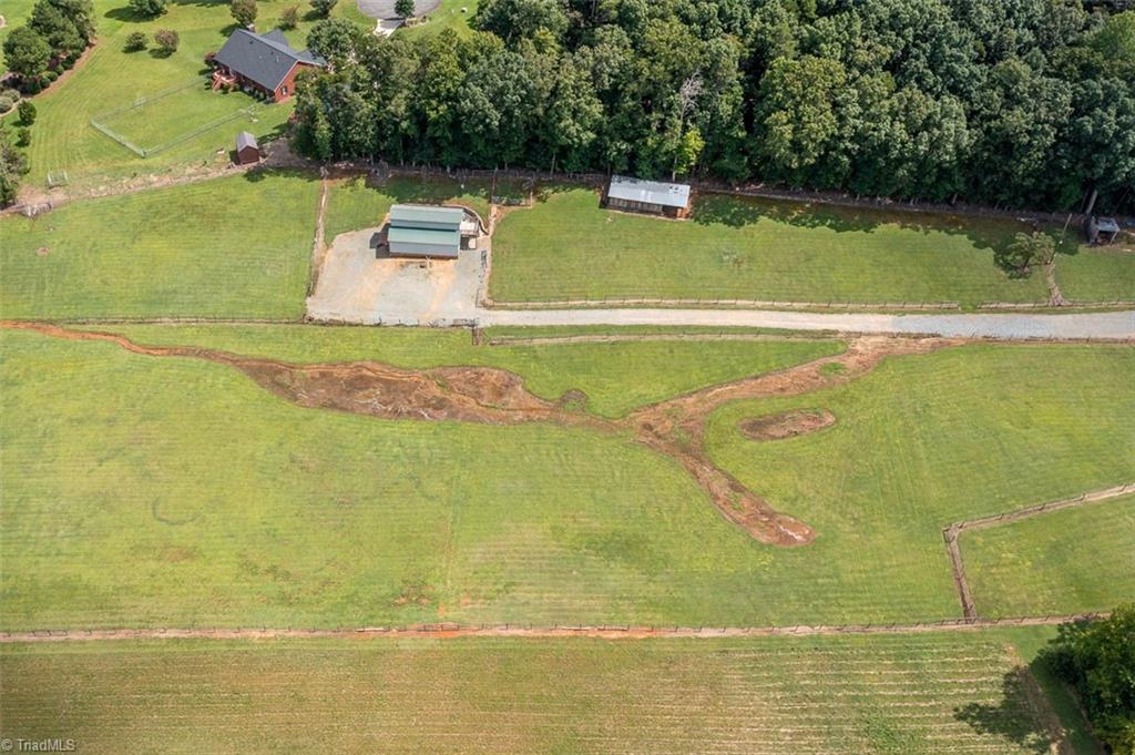 2448 South Jim Minor Road Mebane, NC 27302 - Photo 10 of 41 Gallery Image 10