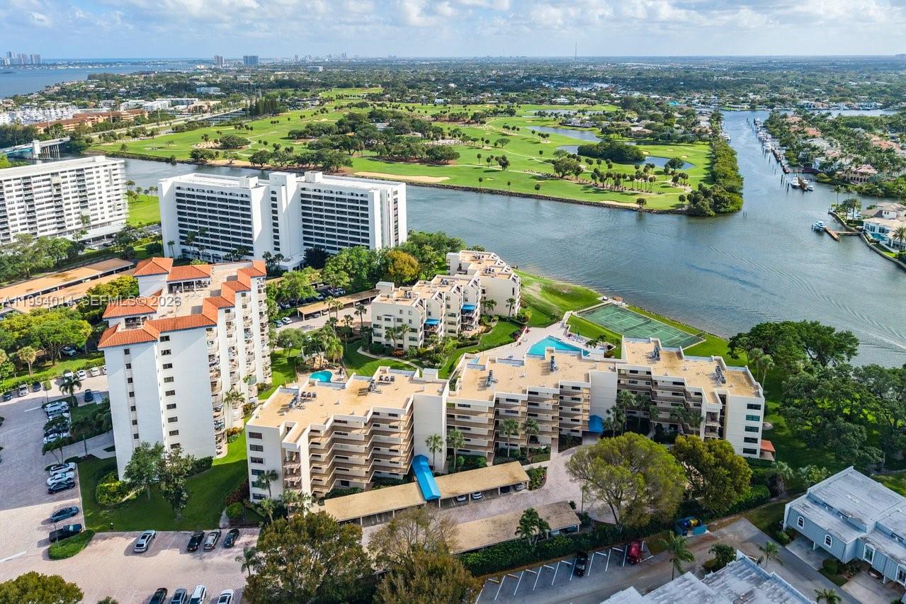 364 Golfview Road, Unit 505 North Palm Beach, FL 33408 - Photo 2 of 40