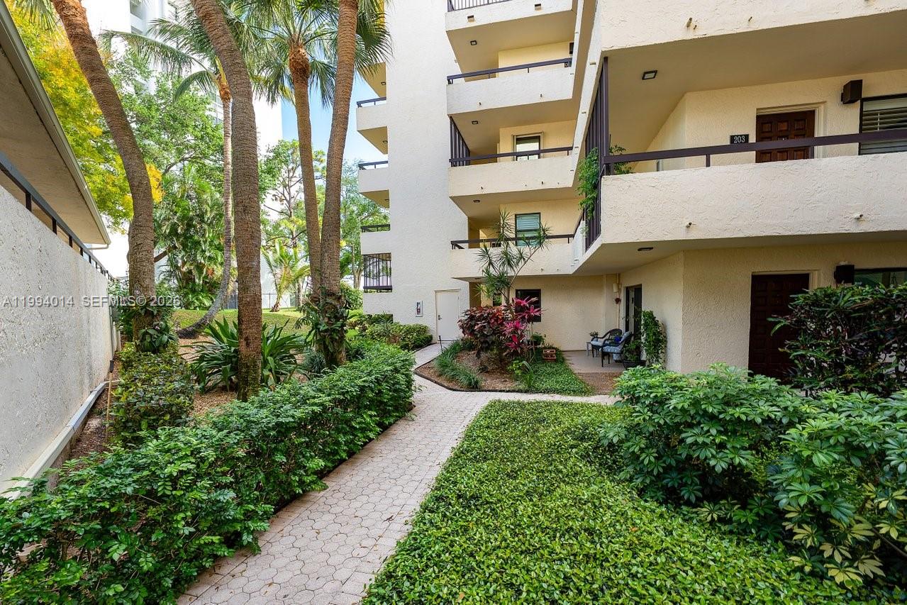 364 Golfview Road, Unit 505 North Palm Beach, FL 33408 - Photo 26 of 40