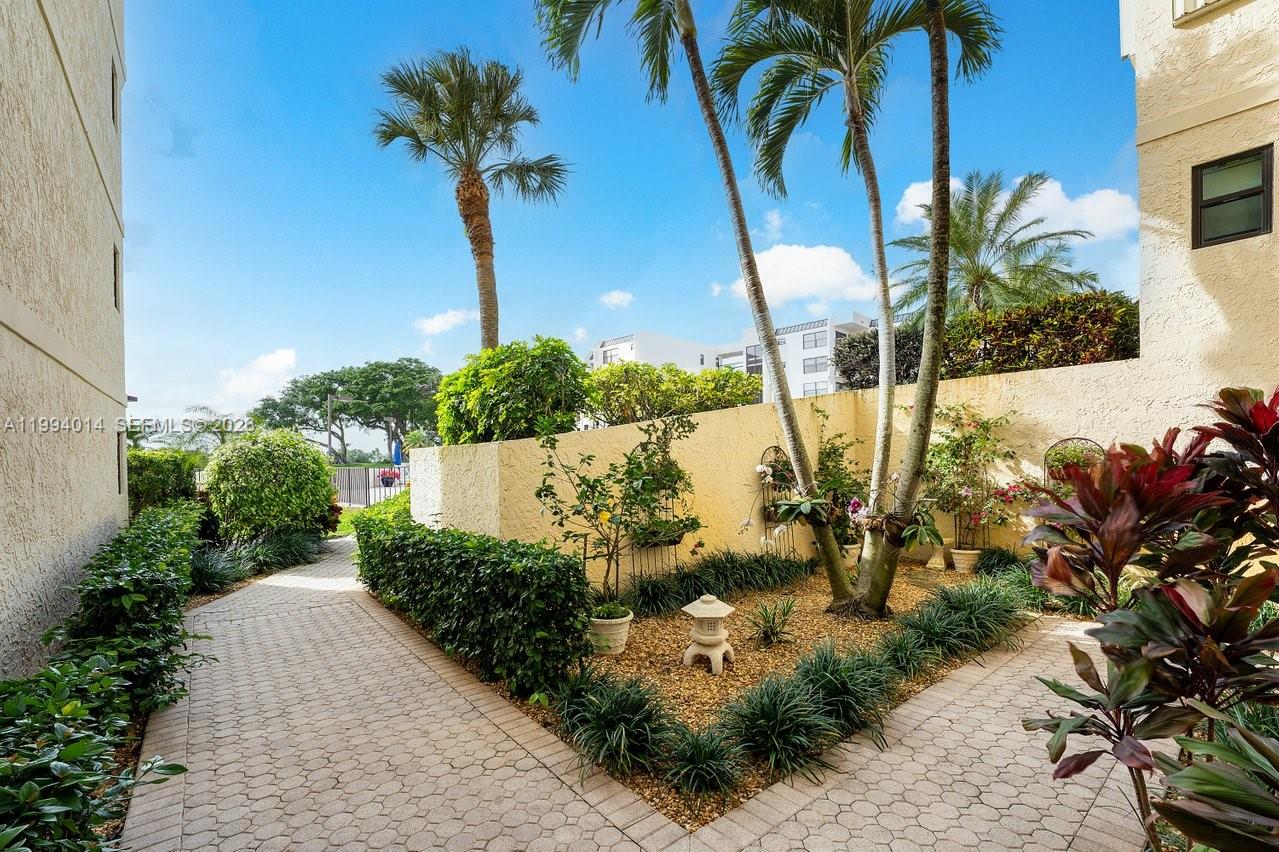 364 Golfview Road, Unit 505 North Palm Beach, FL 33408 - Photo 27 of 40