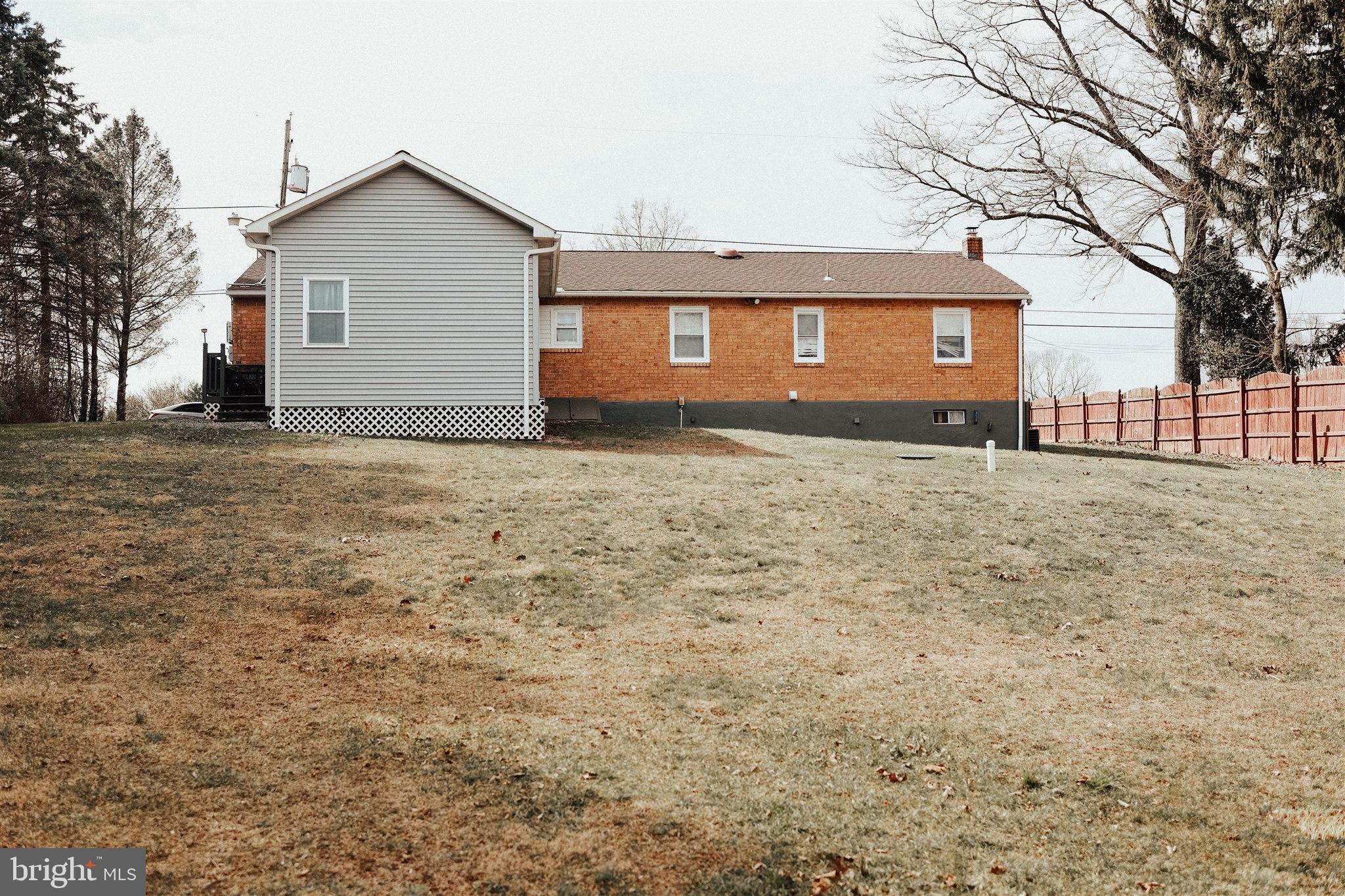 221 Blimline Road Reading, PA 19608 - Photo 2 of 7
