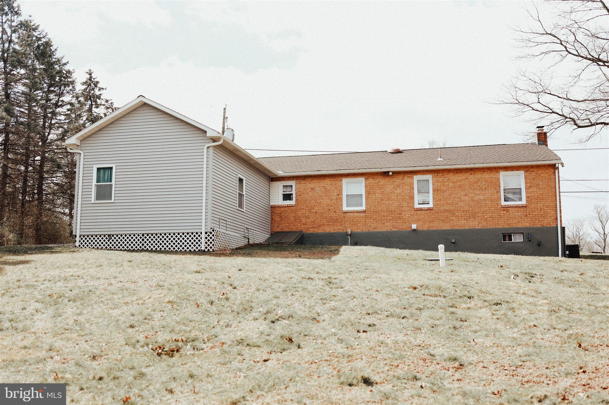221 Blimline Road Reading, PA 19608 - Photo 3 of 7