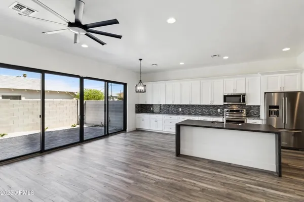 $3,500 | 902 West Hazelwood Street, Unit B, Phoenix, AZ 85013