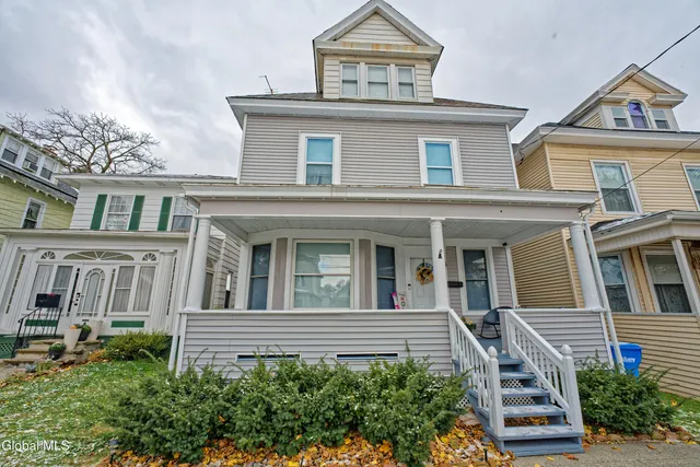 $289,000 | 8 Catalpa Drive, Albany, NY 12209