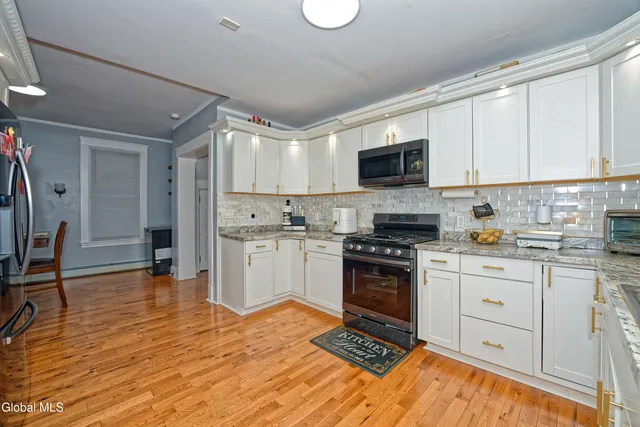 $289,000 | 8 Catalpa Drive, Albany, NY 12209