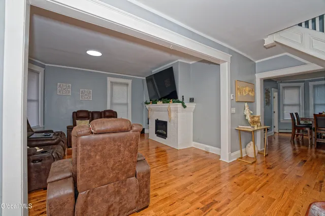 $289,000 | 8 Catalpa Drive, Albany, NY 12209