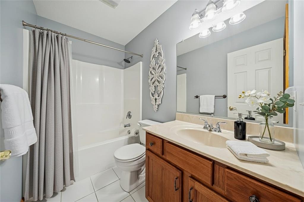 507 Hoover Road Pittsburgh, PA 15235 - Photo 14 of 26 Gallery Image 14