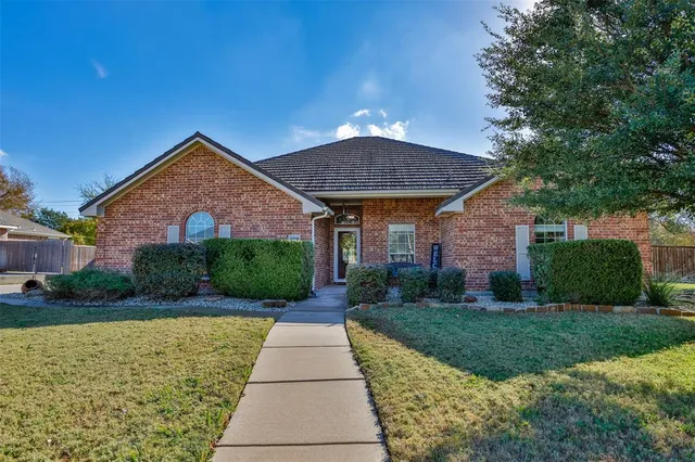 $382,000 | 2200 High Meadow Drive, Denton, TX 76208