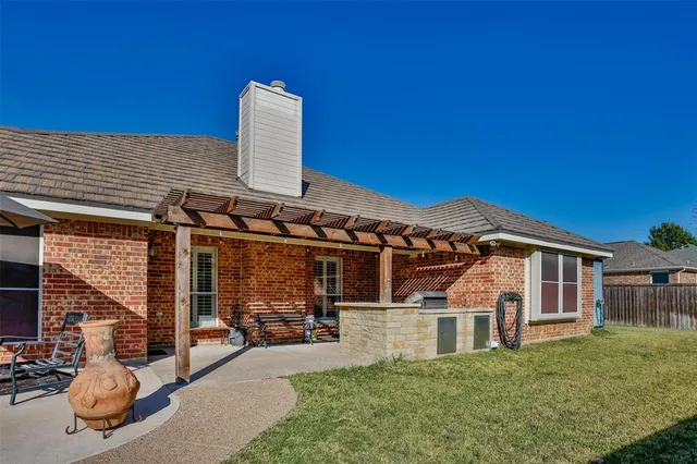 $382,000 | 2200 High Meadow Drive, Denton, TX 76208