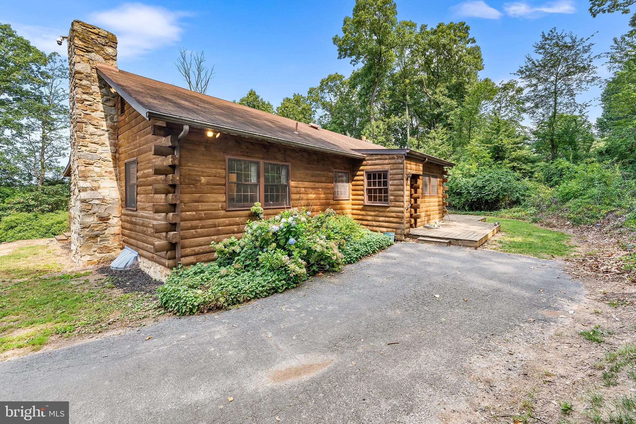 5240 Snyder Mill Road Spring Grove, PA 17362 - Photo 5 of 36