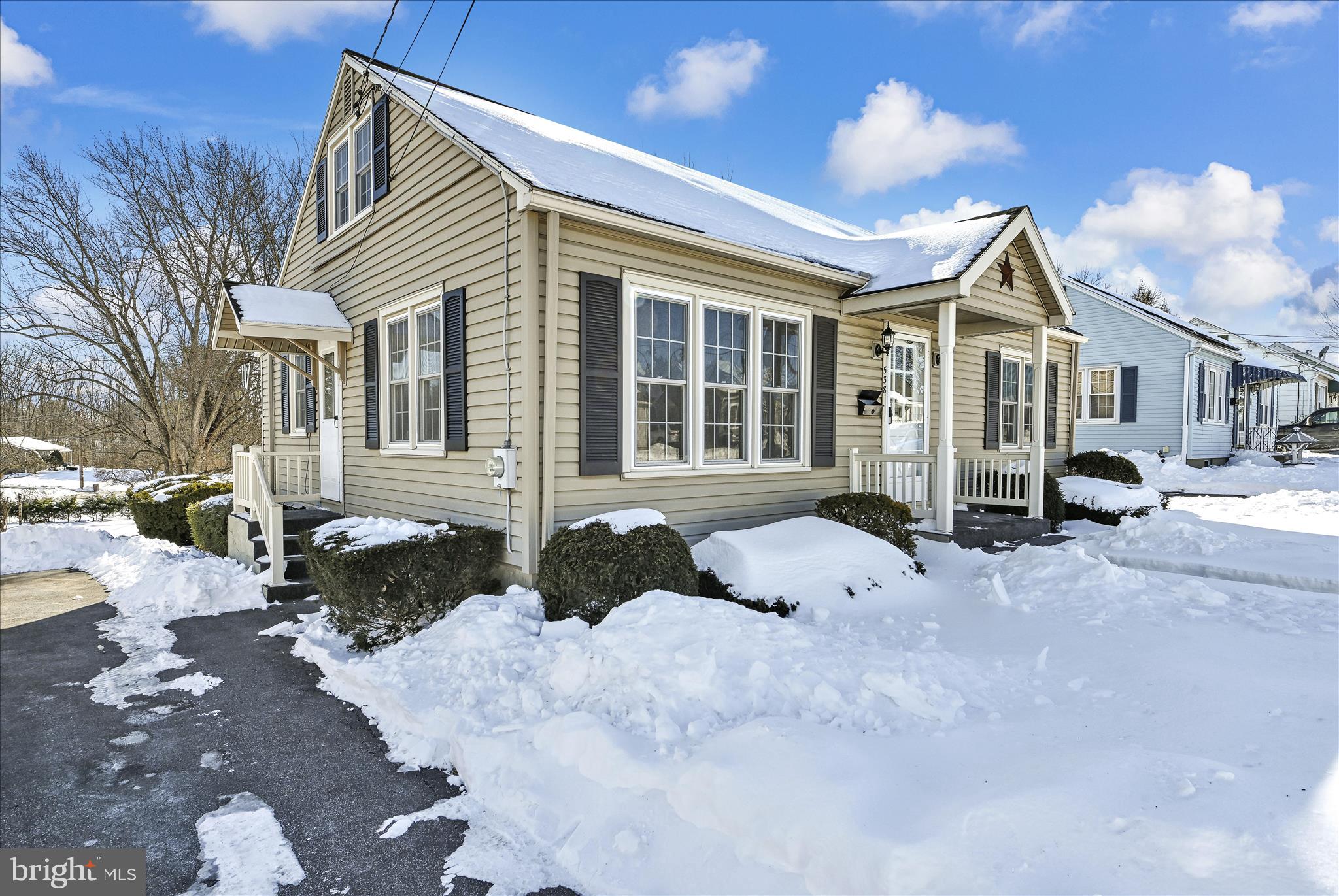 538 West Locust Street Lebanon, PA 17042 - Photo 8 of 37 Exterior Front