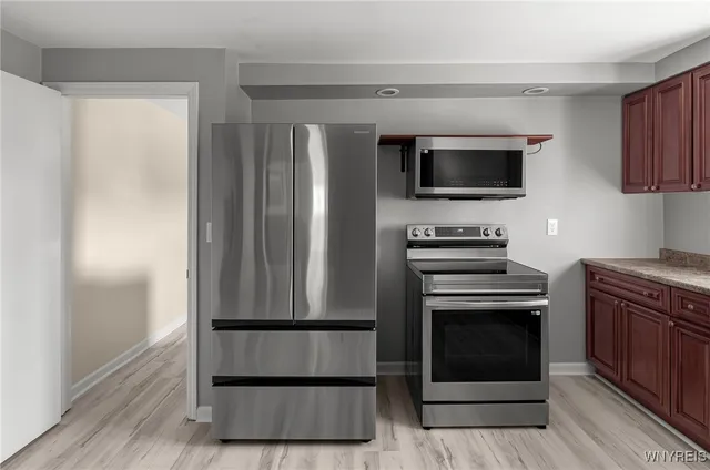 $1,900 | 273 Division Street, North Tonawanda, NY 14120