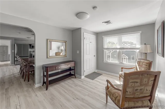 $1,900 | 273 Division Street, North Tonawanda, NY 14120