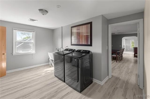 $1,900 | 273 Division Street, North Tonawanda, NY 14120