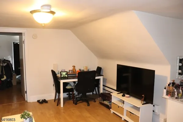 $1,450 | 327 Valley Street, Unit 3, South Orange, NJ 07079