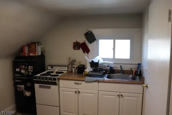 $1,450 | 327 Valley Street, Unit 3, South Orange, NJ 07079