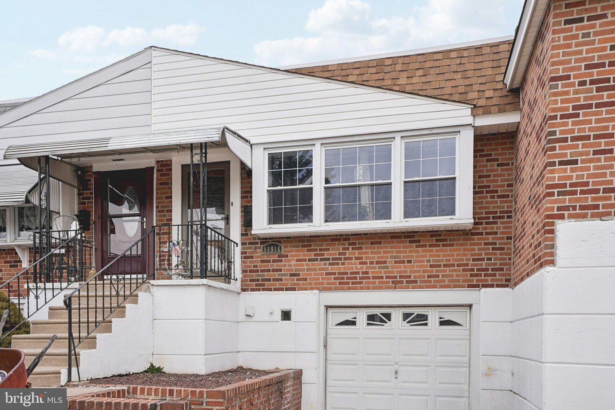 11916 Covert Road Philadelphia, PA 19154 - Photo 2 of 34 Gallery Image 2