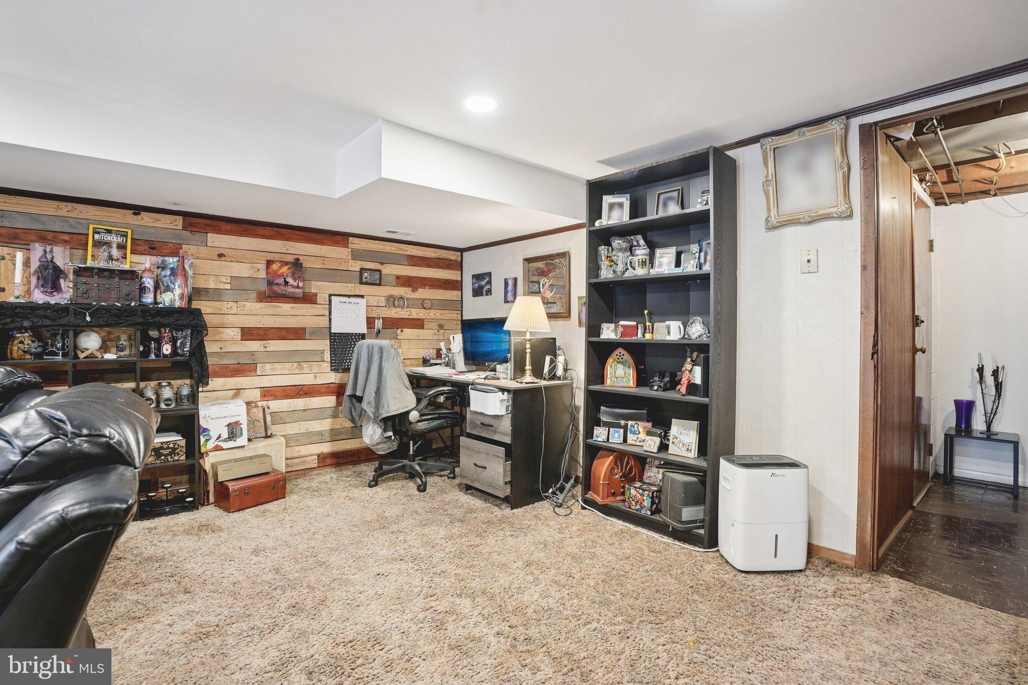 11916 Covert Road Philadelphia, PA 19154 - Photo 24 of 34 Gallery Image 24