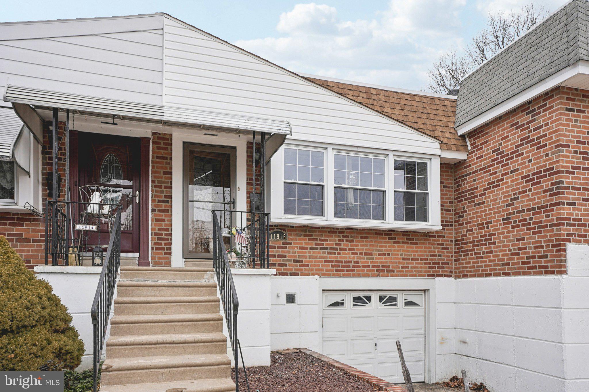 11916 Covert Road Philadelphia, PA 19154 - Photo 3 of 34 Gallery Image 3