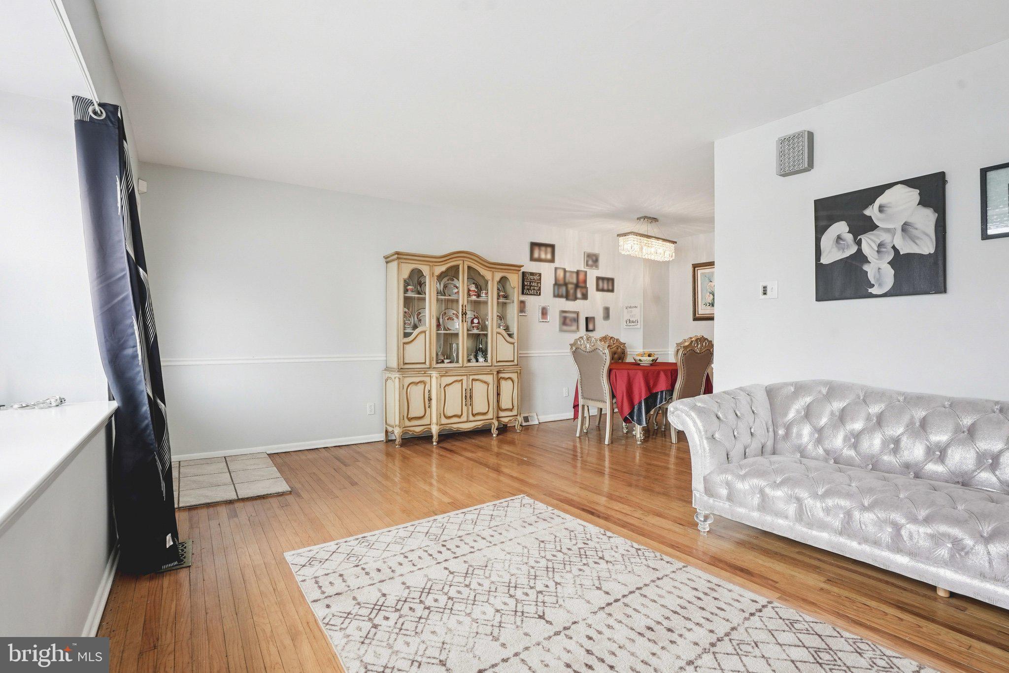 11916 Covert Road Philadelphia, PA 19154 - Photo 6 of 34 Gallery Image 6