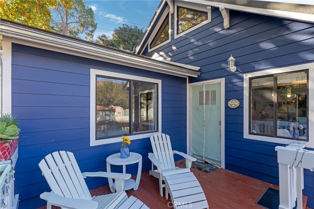 28344 Water Way Silverado, CA 92676 - Photo 11 of 34 a outdoor living space with furniture
