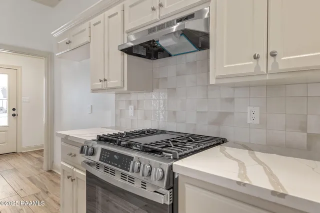 $345,000 | 200 Papa Joe Drive, Broussard, LA 70518