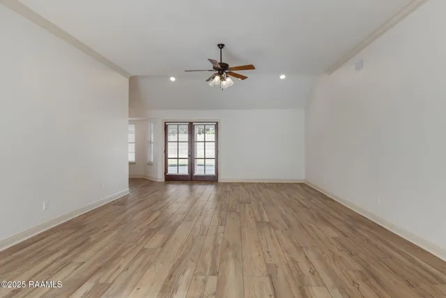 $345,000 | 200 Papa Joe Drive, Broussard, LA 70518