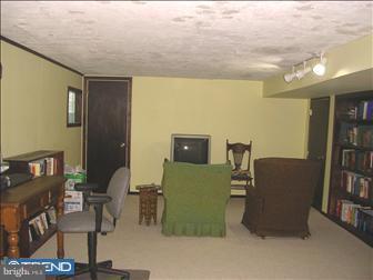 227 Fitzwilliams Road Radnor, PA 19010 - Photo 5 of 5 Family Room
