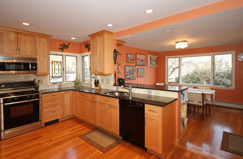 54 Hurd Road Belmont, MA 02478 - Photo 2 of 14 Gallery Image 2