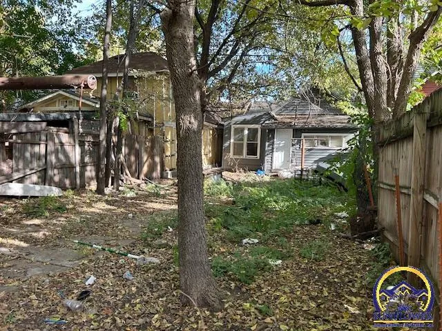 $32,500 | 1031 Southwest Clay Street, Topeka, KS 66604