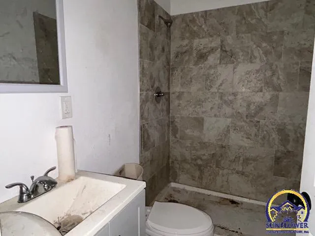 $32,500 | 1031 Southwest Clay Street, Topeka, KS 66604