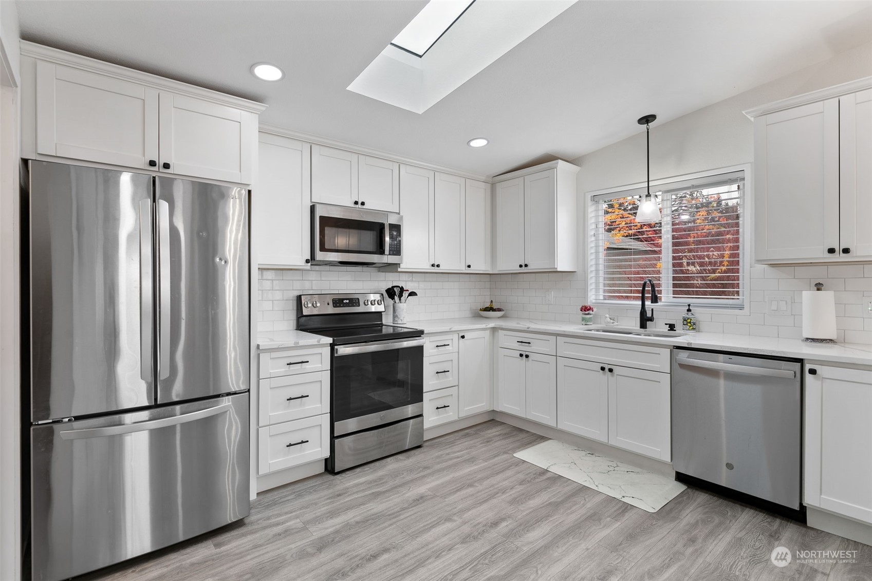 2214 239th Place Southwest Bothell, WA 98021 - Photo 15 of 27