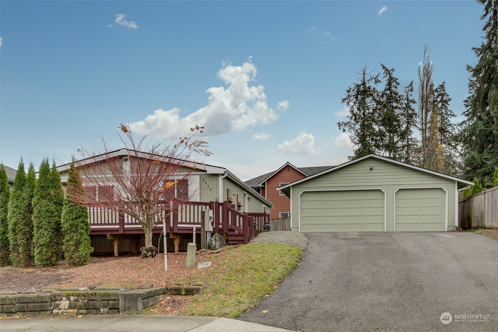 2214 239th Place Southwest Bothell, WA 98021 - Photo 2 of 27