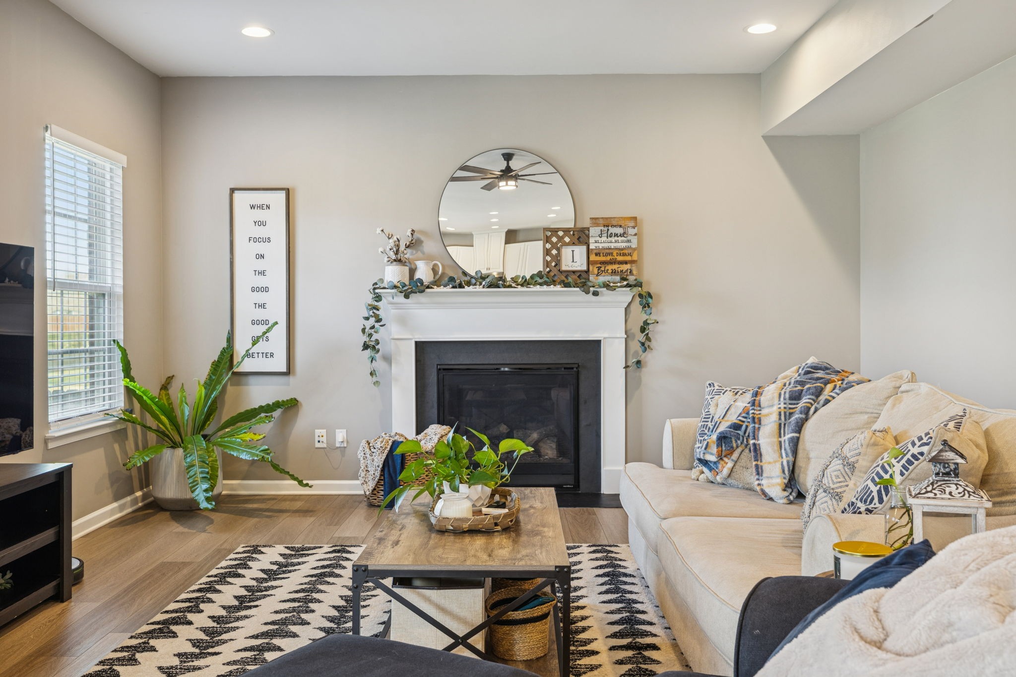 140 Hackney Lane Gallatin, TN 37066 - Photo 15 of 66 a living room with furniture and a fireplace