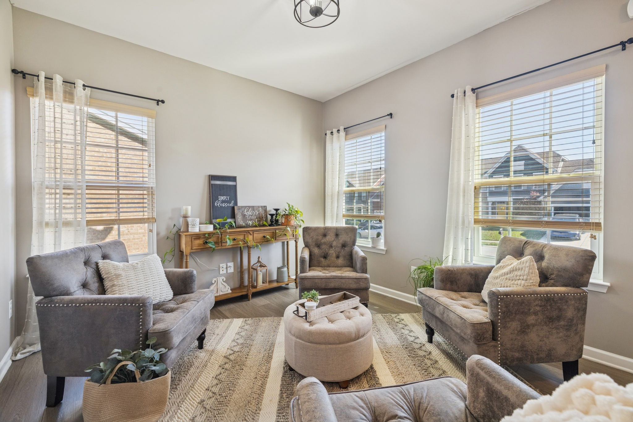 140 Hackney Lane Gallatin, TN 37066 - Photo 6 of 66 a living room with furniture and a large window