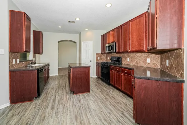 $2,265 | 4162 Wells Mark Drive, Humble, TX 77346