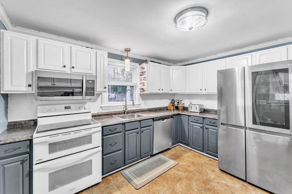 5 Charter Road Ellington, CT 06029 - Photo 16 of 40 Gallery Image 16