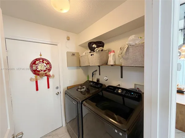 $3,200 | 5005 Northern Lights Drive, Unit 5005, Greenacres, FL 33463