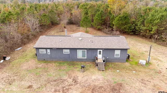 a view of a outdoor space